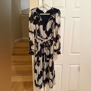 Elegant Black and Cream Women's Dress